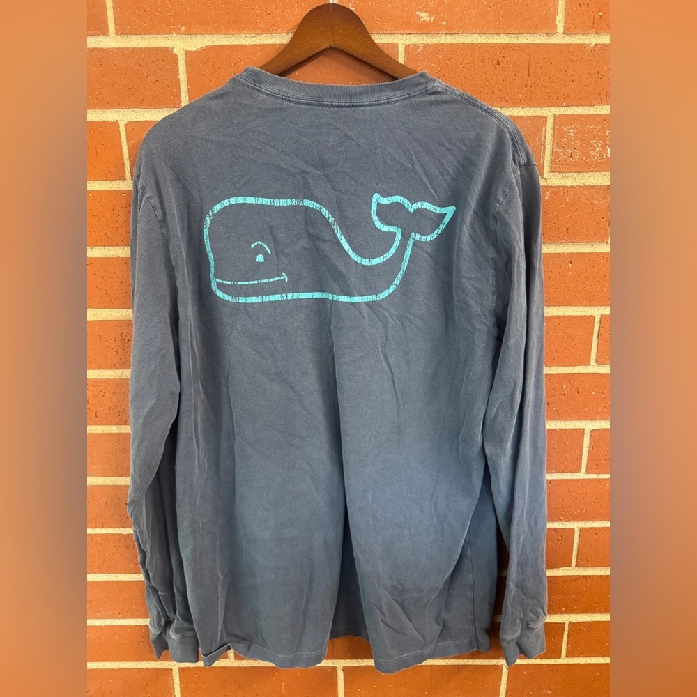 Vineyard Vines Long Sleeve Pocket T-Shirt Men’s Medium Blue Whale Logo Tee - Picture 2 of 3